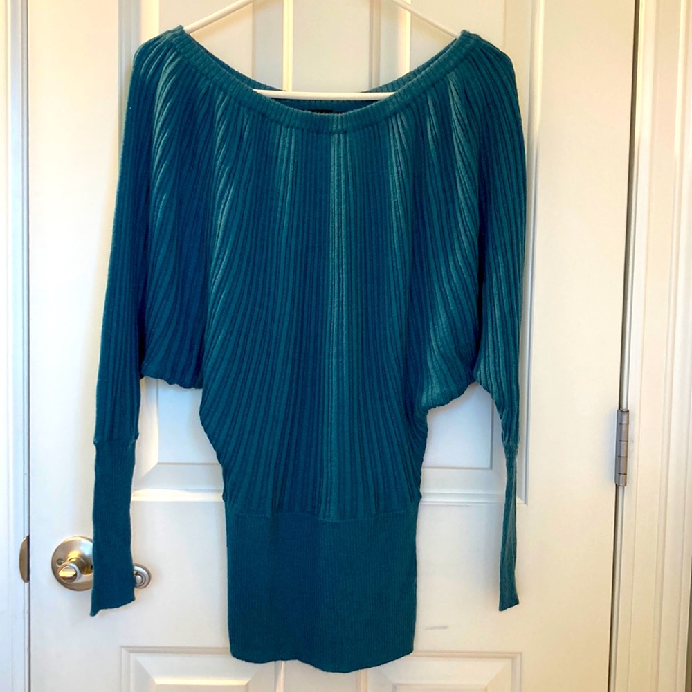 Turquoise knit sweater. Fitted balloon sleeve, dropped waist. Small.